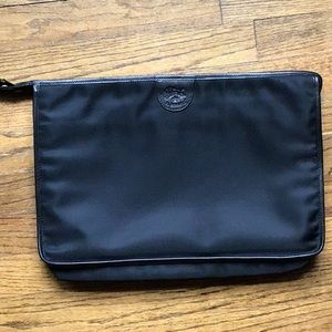 IL Bisonte clutch. Price $25....